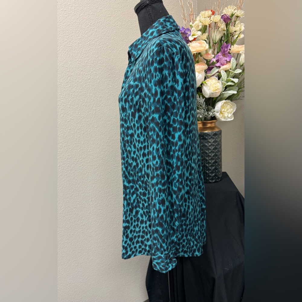 Chico's Fashionista Teal and Black Button-Down Long Sleeve Shirt Size 1 (Medium) - Picture 6 of 10